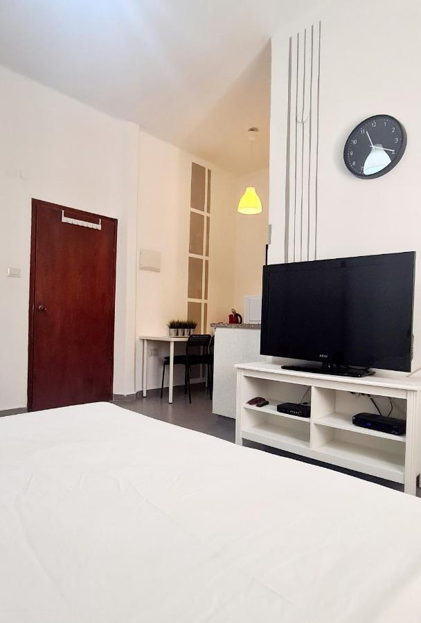 Nice Apartments On Ben Yehuda Str Tel Aviv Luaran gambar