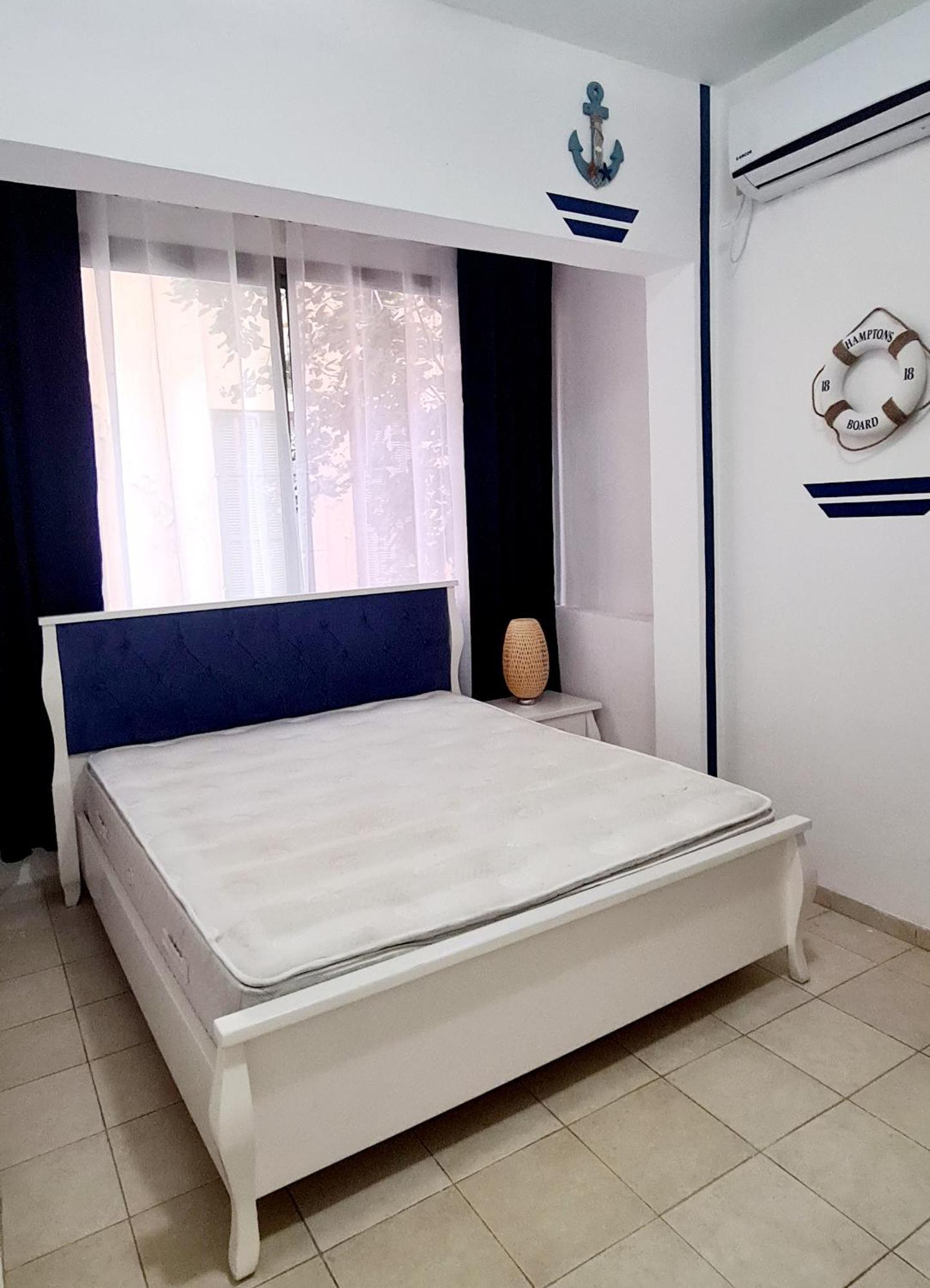 Nice Apartments On Ben Yehuda Str Tel Aviv Bilik gambar