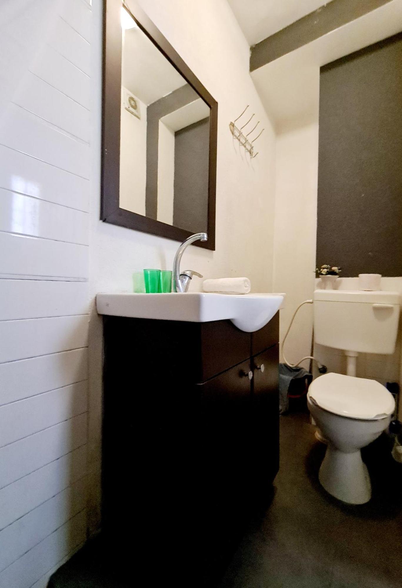Nice Apartments On Ben Yehuda Str Tel Aviv Bilik gambar